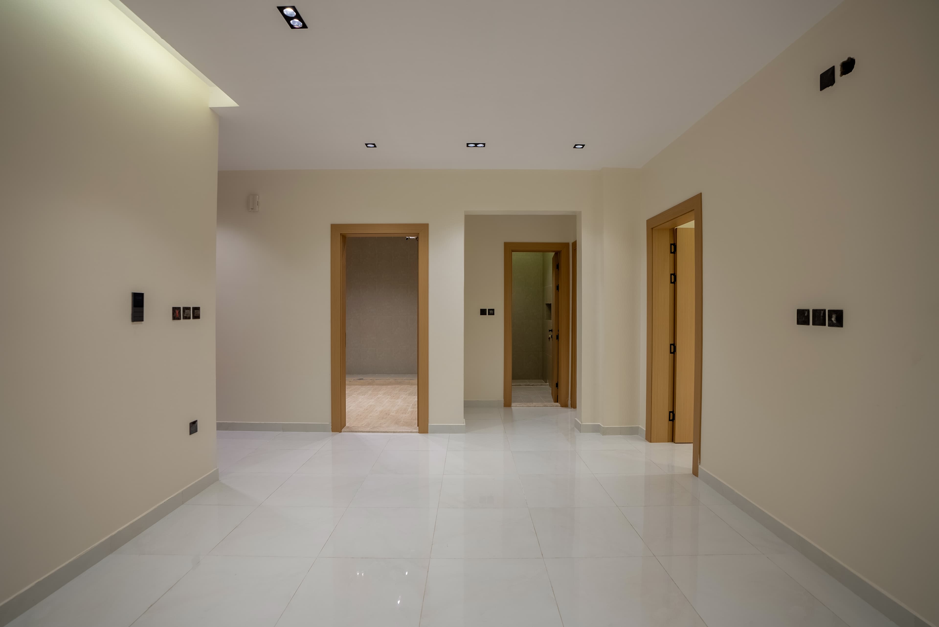 روشن هيلز  - Thumbnail 13