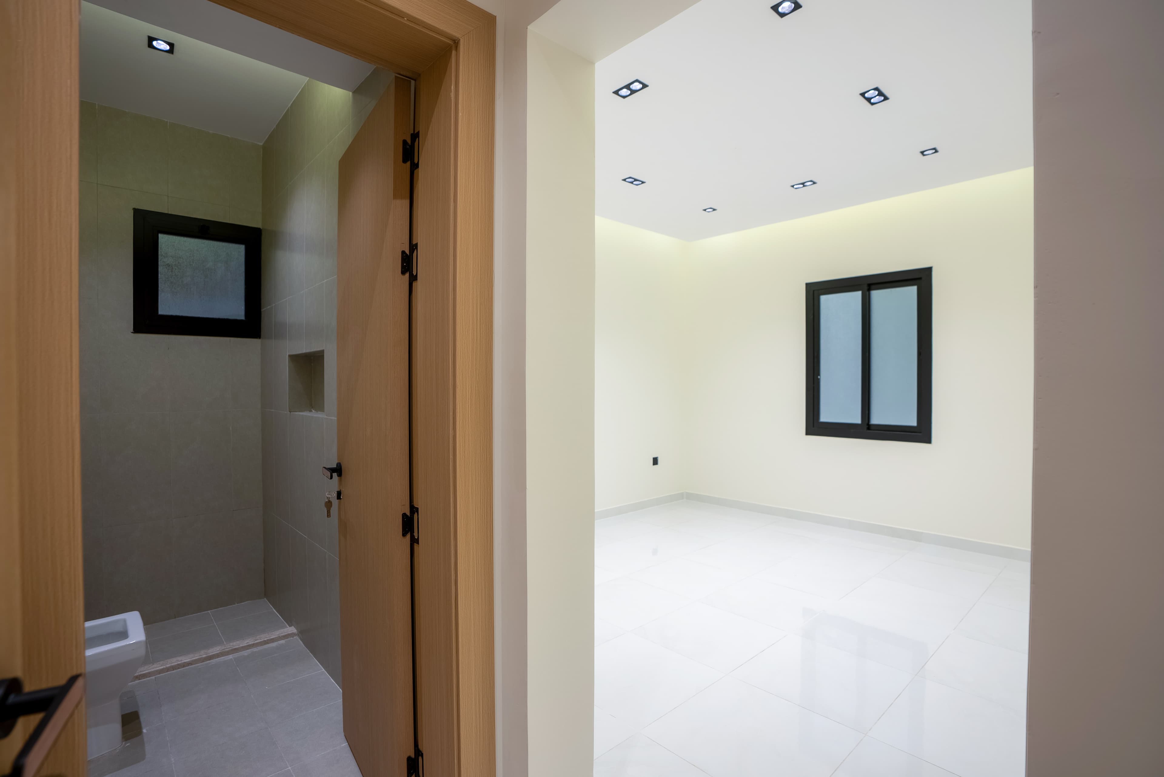 روشن هيلز  - Thumbnail 14